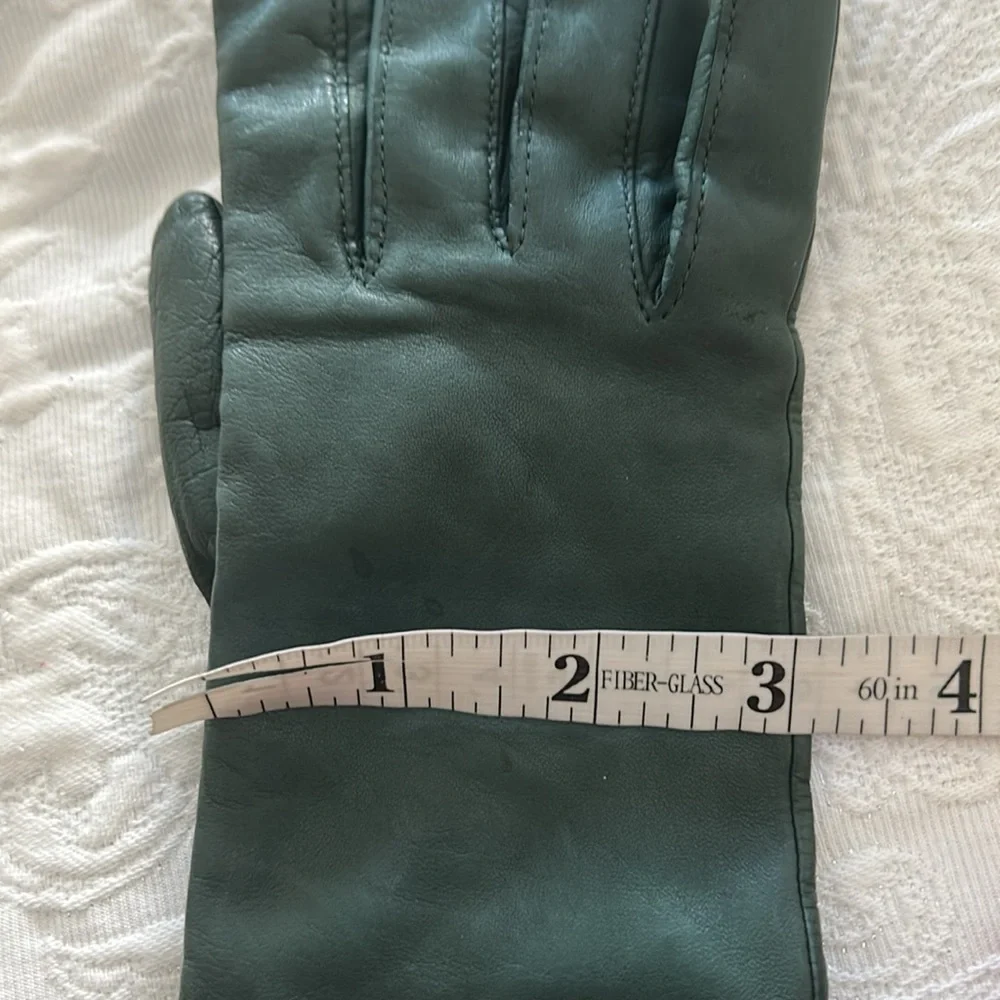 GTANDOE VTG green leather / cashmere lining gloves Sz 7 NWT